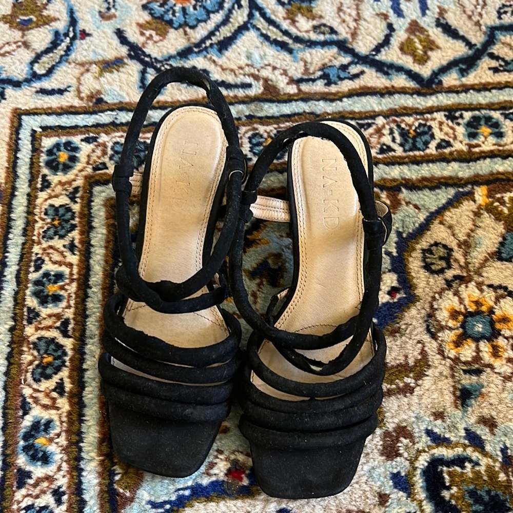 Na-Kd black heals size 6